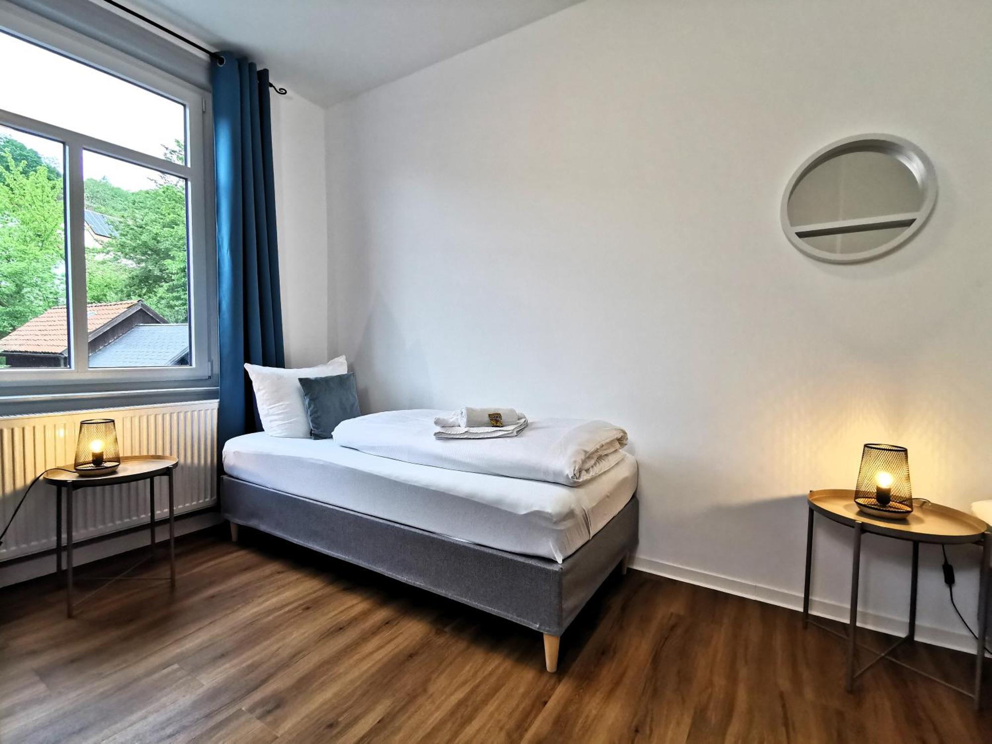 Bohnapartments: Stadtblick Zechenhaus mit Balkon und Parkplatz Ilmenau Exterior photo